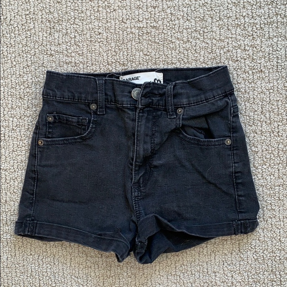 Garage shorts